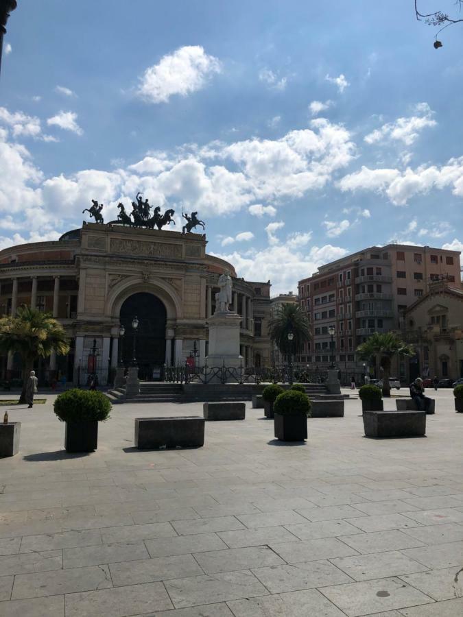 Liberty Palace Palermo Exteriör bild